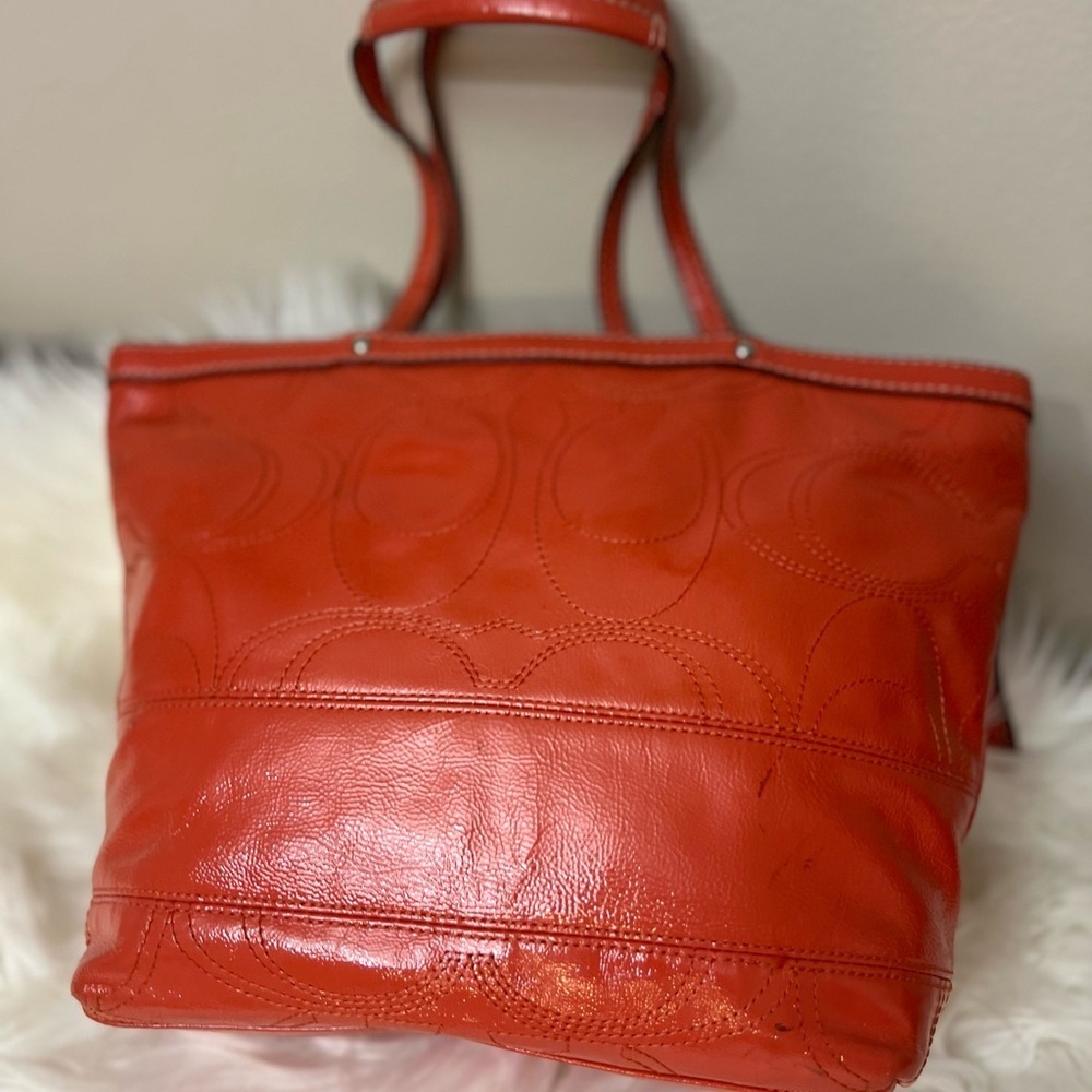 Coach Vibrant Red Leather Shoulder Bag - Picture 2 of 10